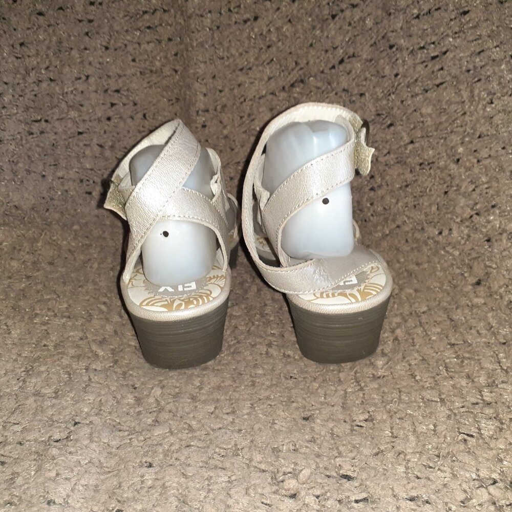 FLY LONDON-Yesk-Metallic Beige/Silver Leather-Ankle Strap Wedge-Sz 9.5-Near Mint - Picture 6 of 8
